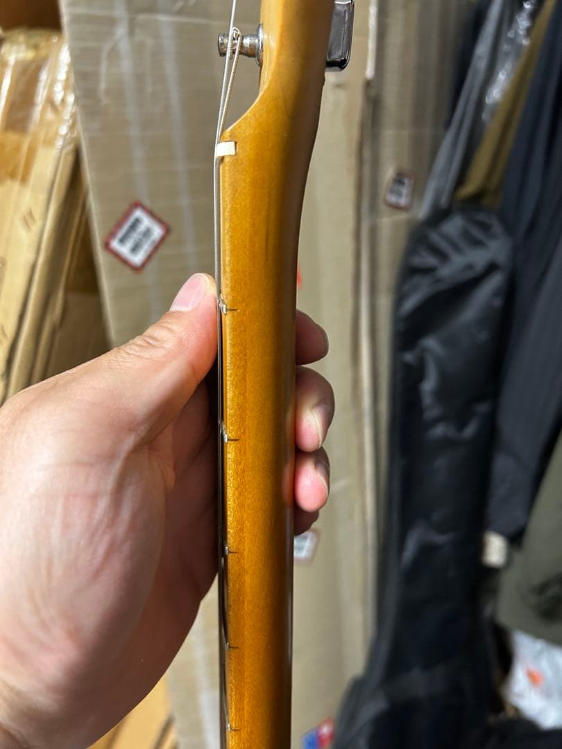スクワイア　Stratocaster サンバースト
