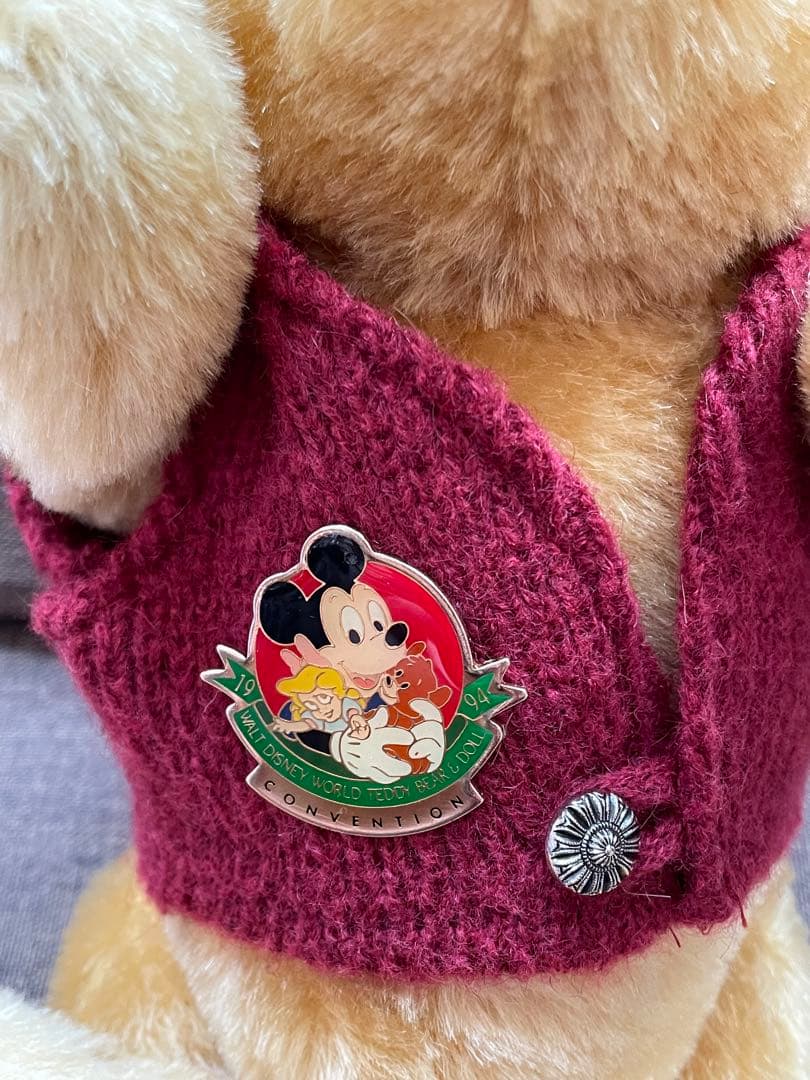 シュタイフ プーさん 限定ピンバッジ付き　1994 ディズニーワールド