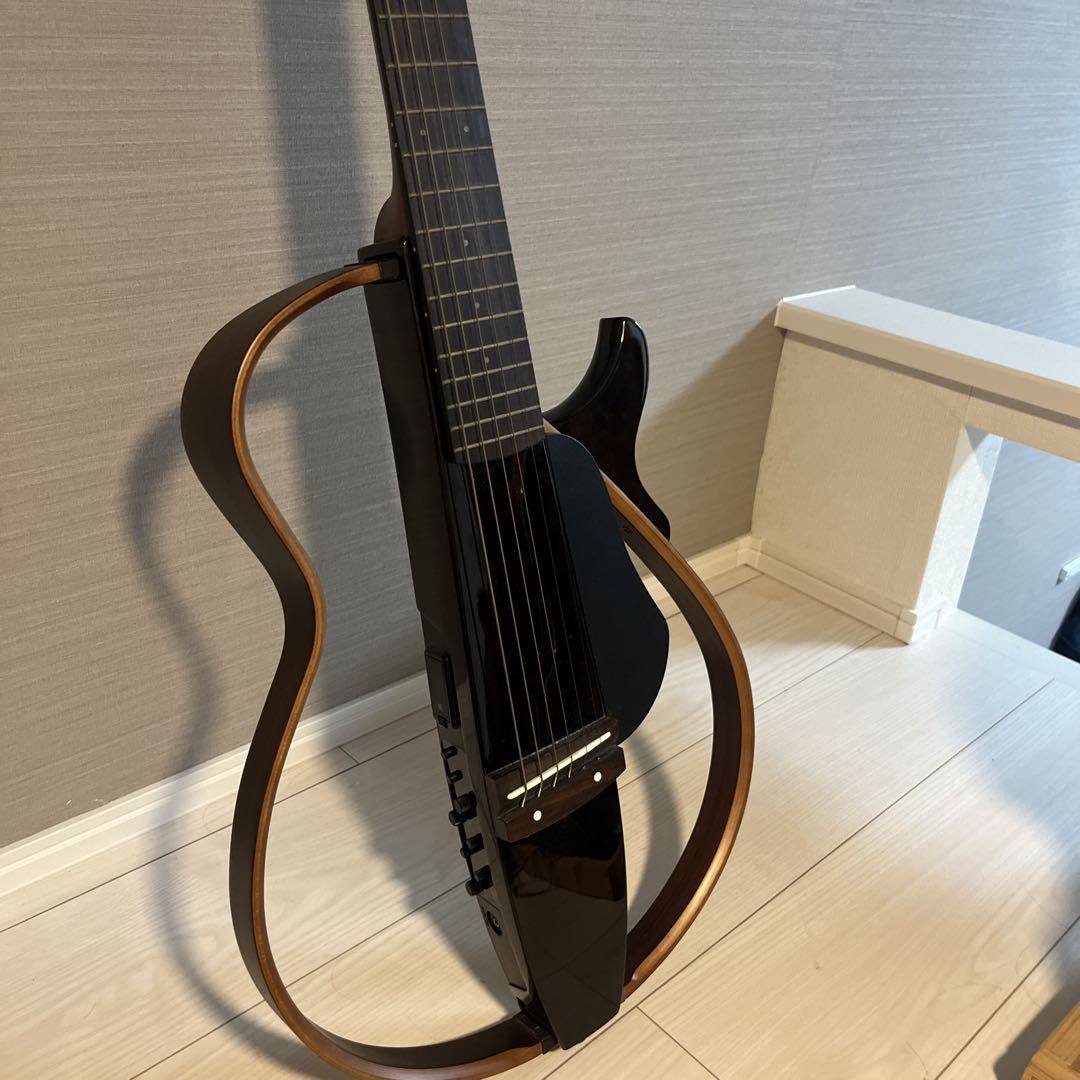 【美品】YAMAHA サイレントギターSLG200S（スチール弦仕様）