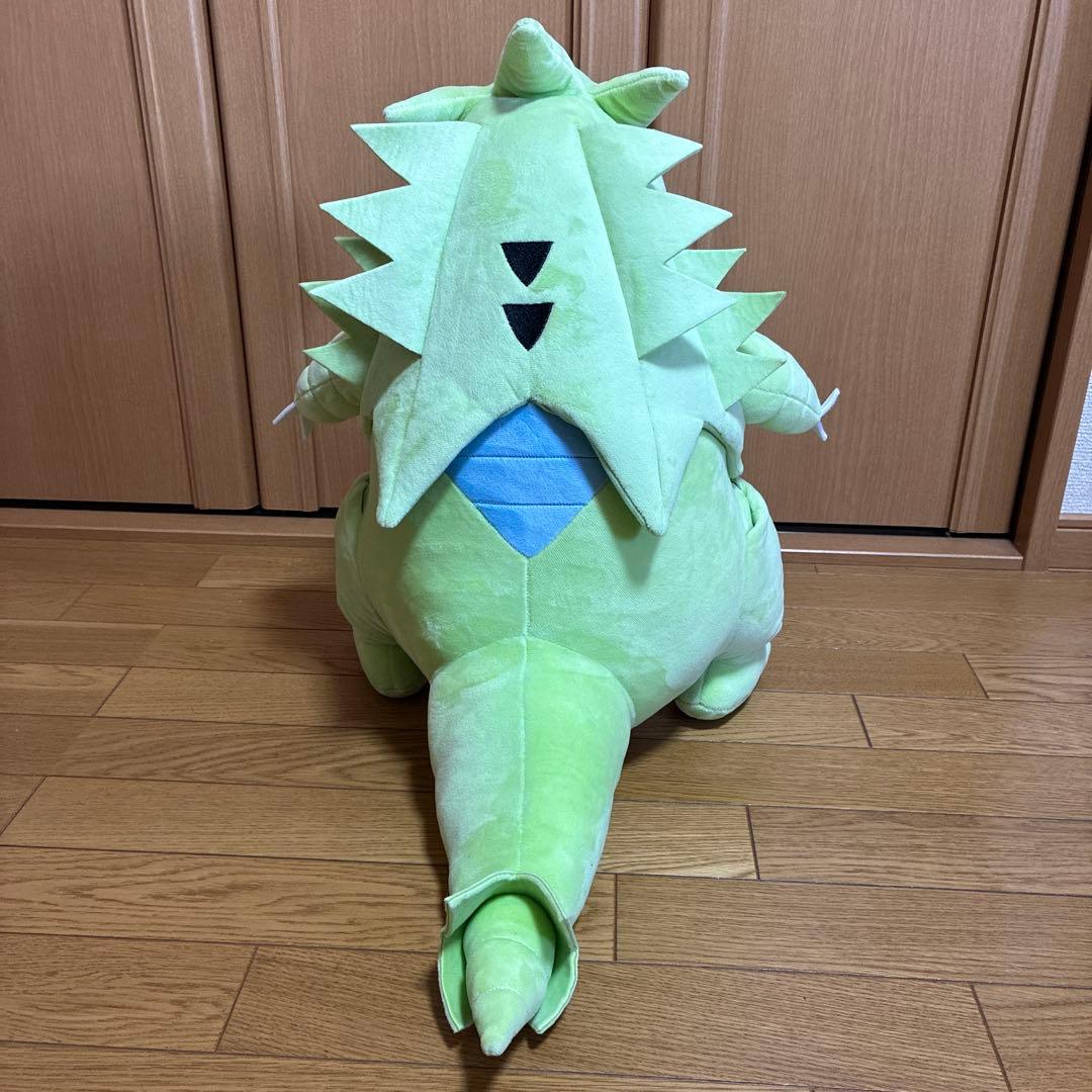 ポケモン　BigMore! 特大ぬいぐるみ　バンギラス