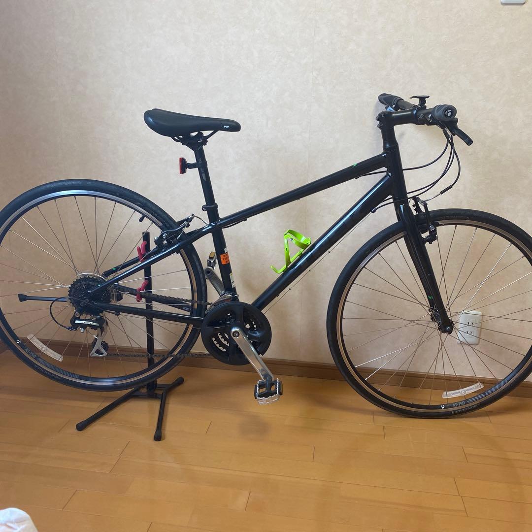 【送料込み、室内保管・美品】TREK クロスバイクFX2 WSDブラック
