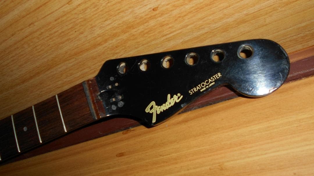 JV期かも？Fender ST556のネック