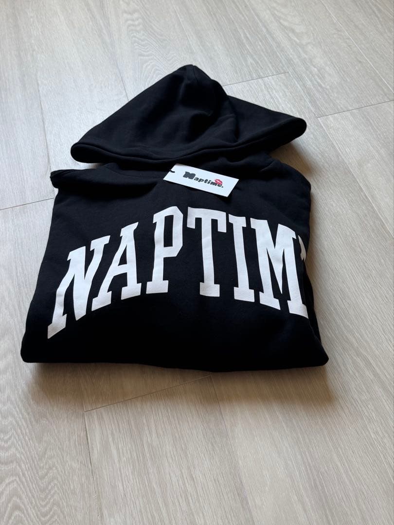 Nissy Nap time フーディ