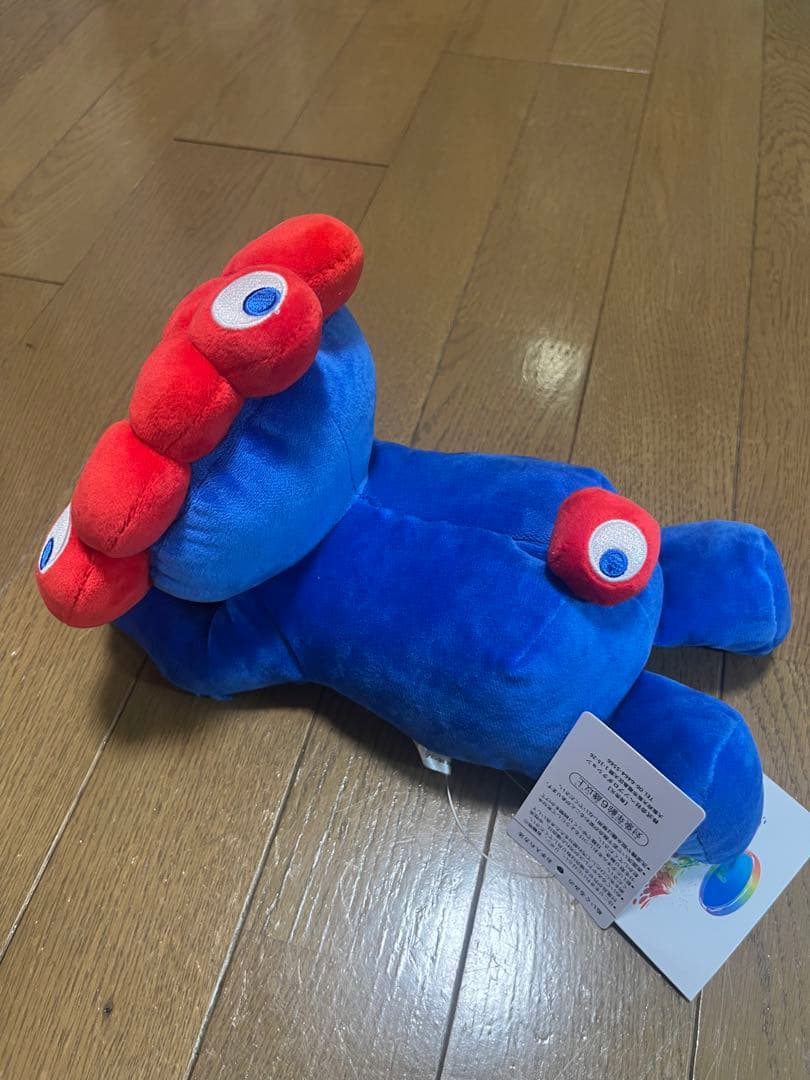 新品　ミャクミャク這型ぬいぐるみ M 這い型