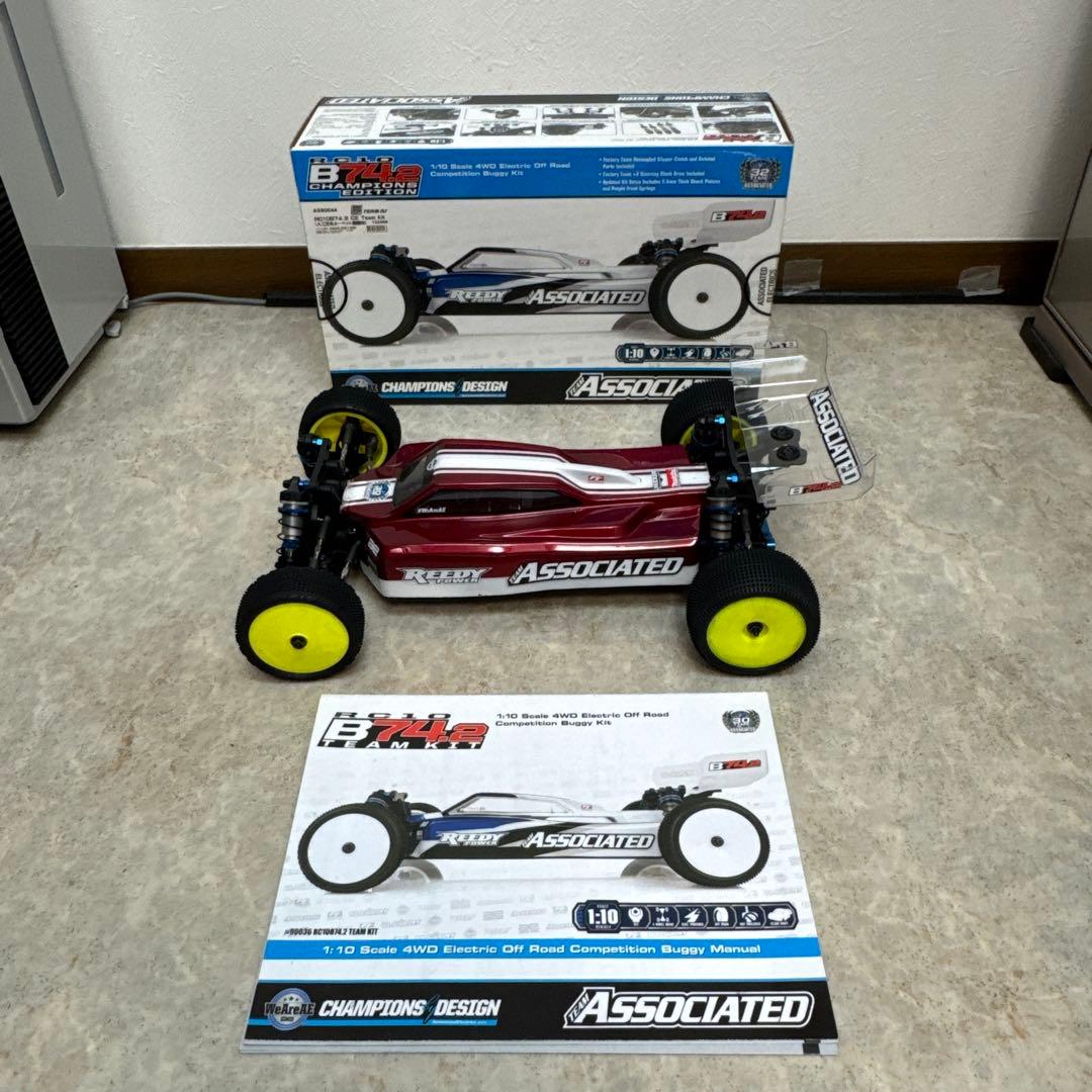 アソシRC10 B74.2 CE 4WD バギー 組立済みシャーシ(メカ無し)