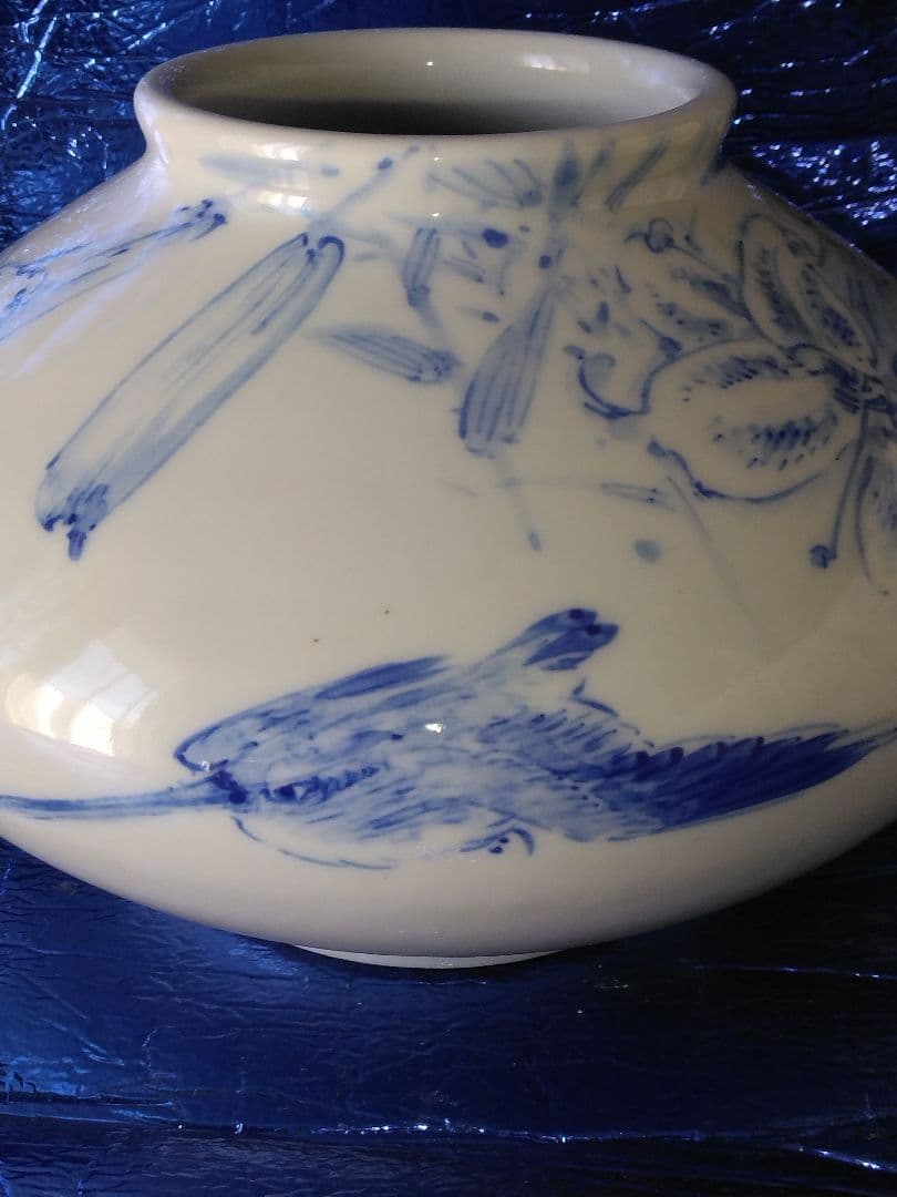 染付花鳥扁壺