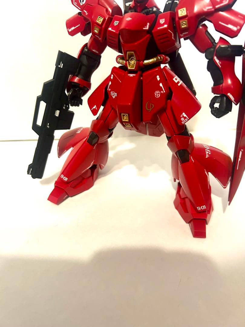 HGUCサザビー完成品　全塗装