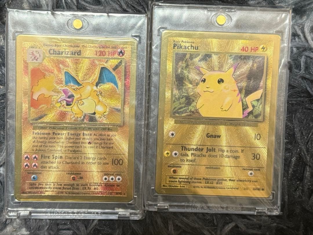 ポケモンカード 25th リザードン、ピカチュウ　ゴールドメタルカードセット