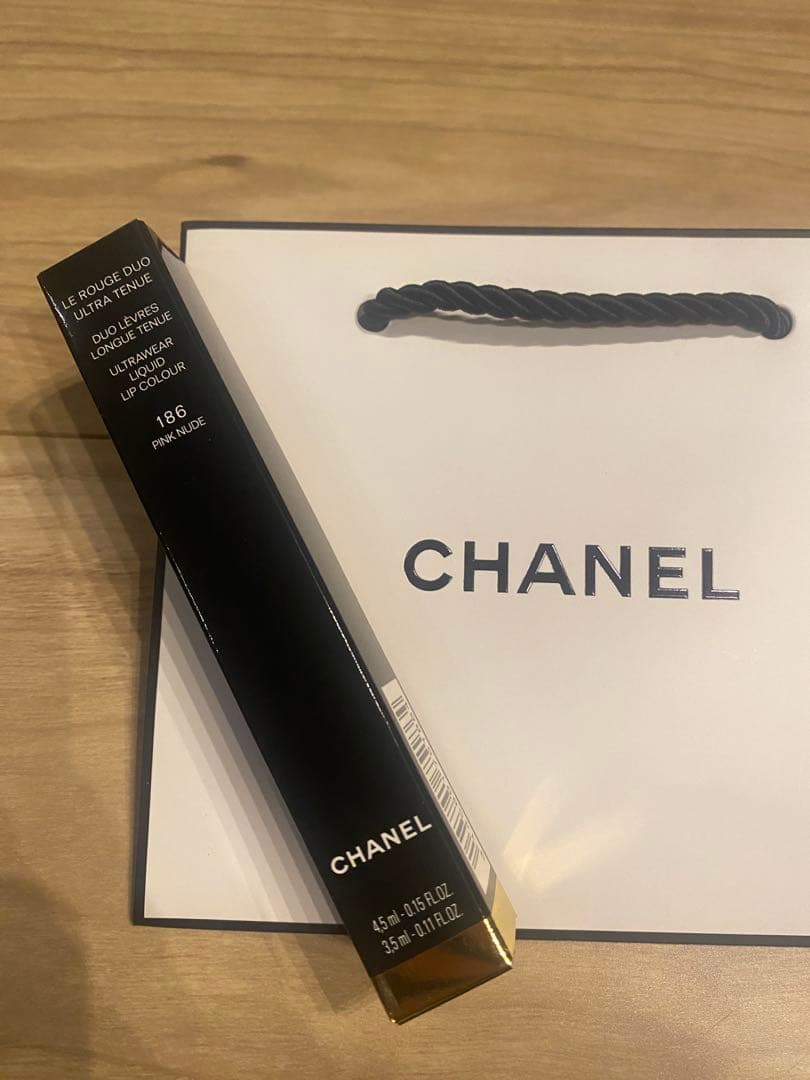 【CHANEL】 ル ルージュ デュオ ウルトラ トゥニュ 186 ピンクヌード