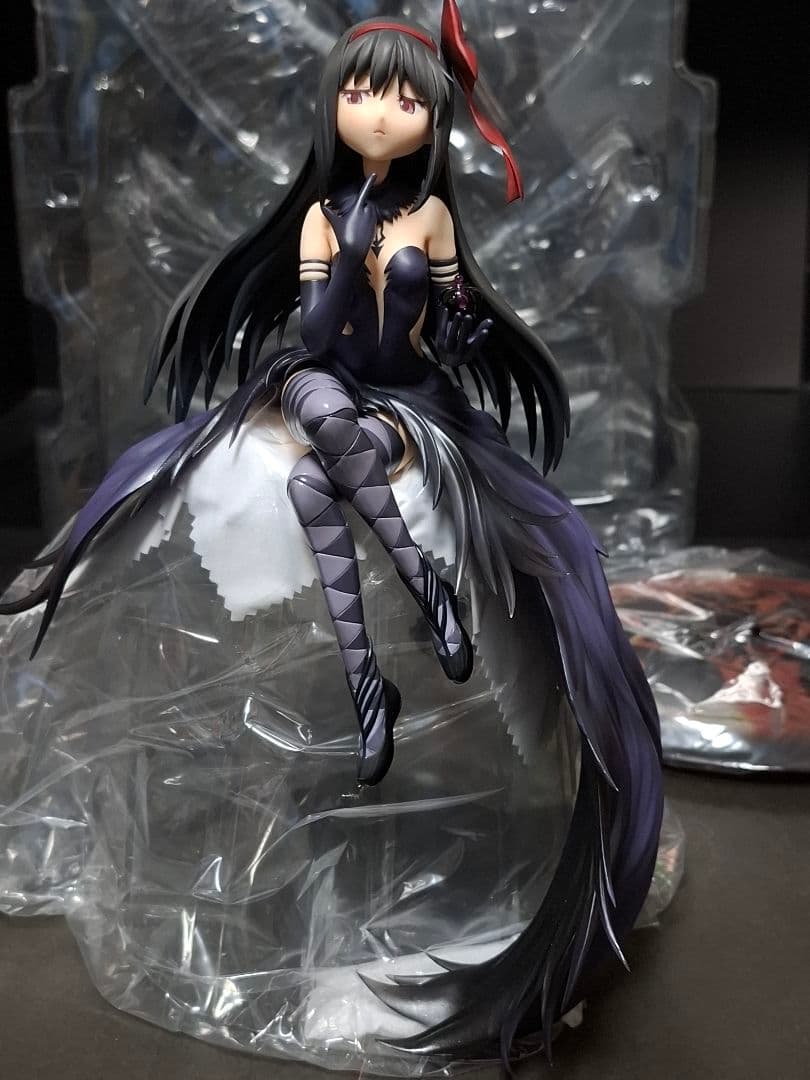 フィギュア　悪魔ほむら　開封品