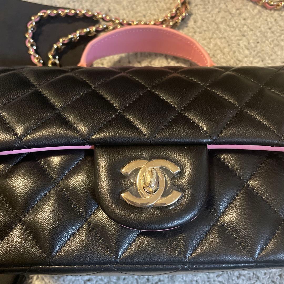 CHANEL ブラックレザー バッグ キルティング　ノベルティ