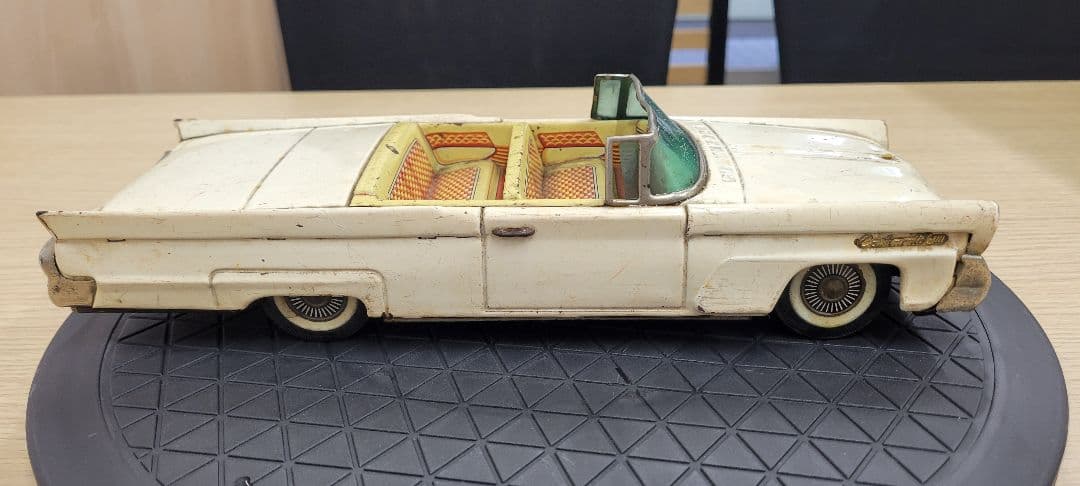 バンダイ製 1958 コンチネンタル ブリキ レトロ ヴィンテージ
