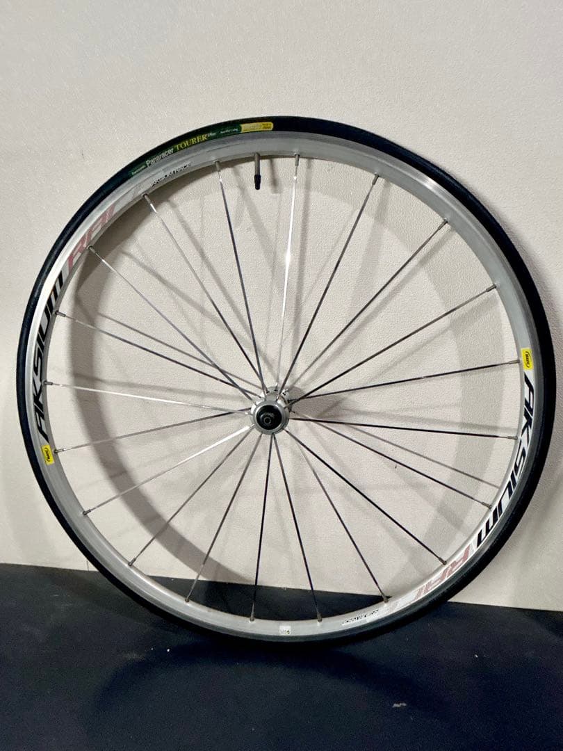 【Mavicマビック】AKSIUM RACE前輪＋日本製タイヤ重量1.14kg