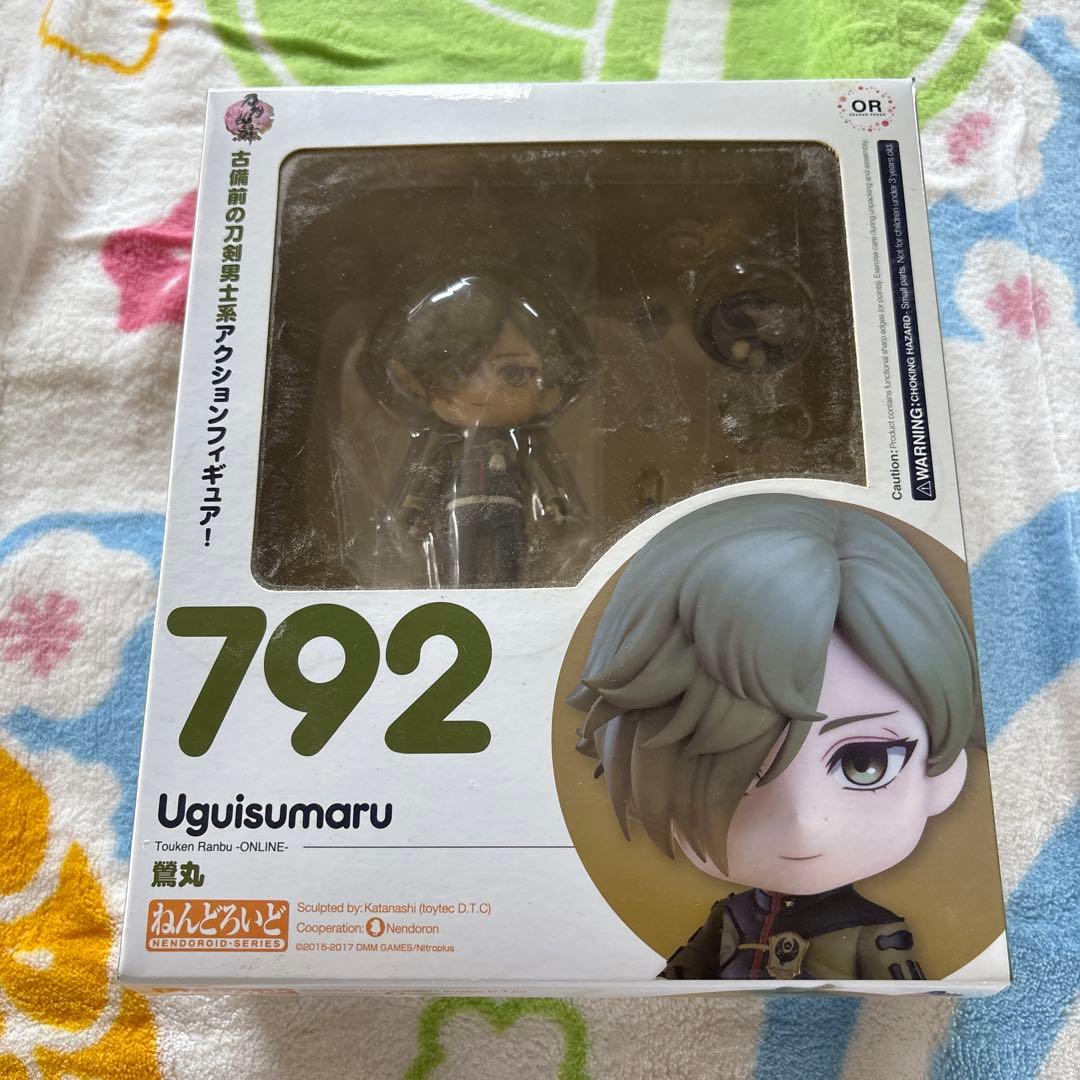 刀剣乱舞　ねんどろいど　フィギュア　鶯丸