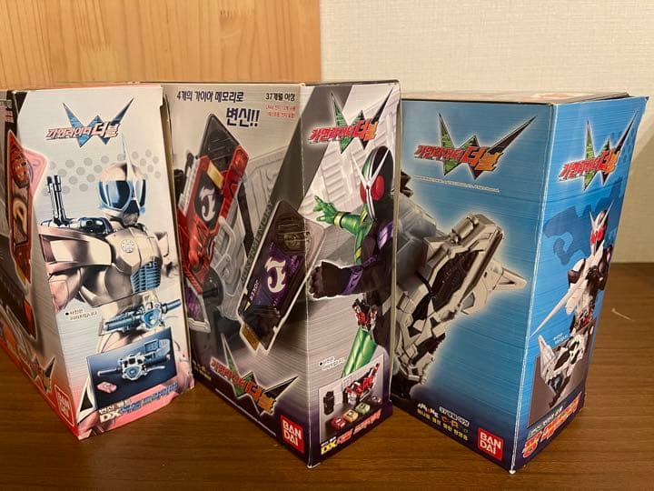 仮面ライダーW 風都探偵　DXダブルドライバー　T2ガイアメモリ　オマケ色々