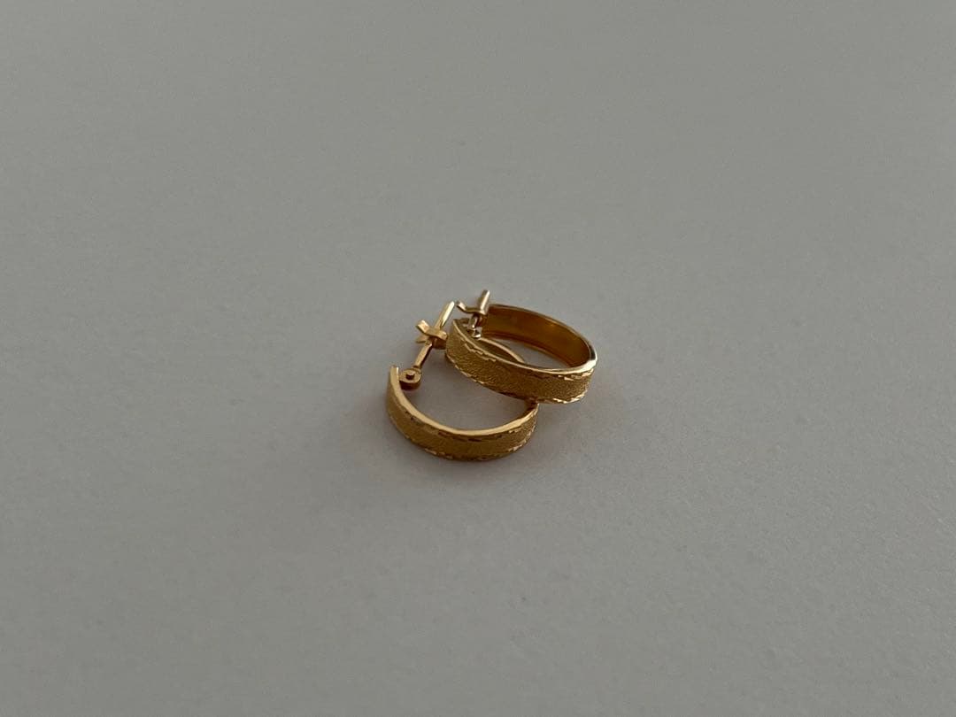 ゴールド 18Kフープピアス