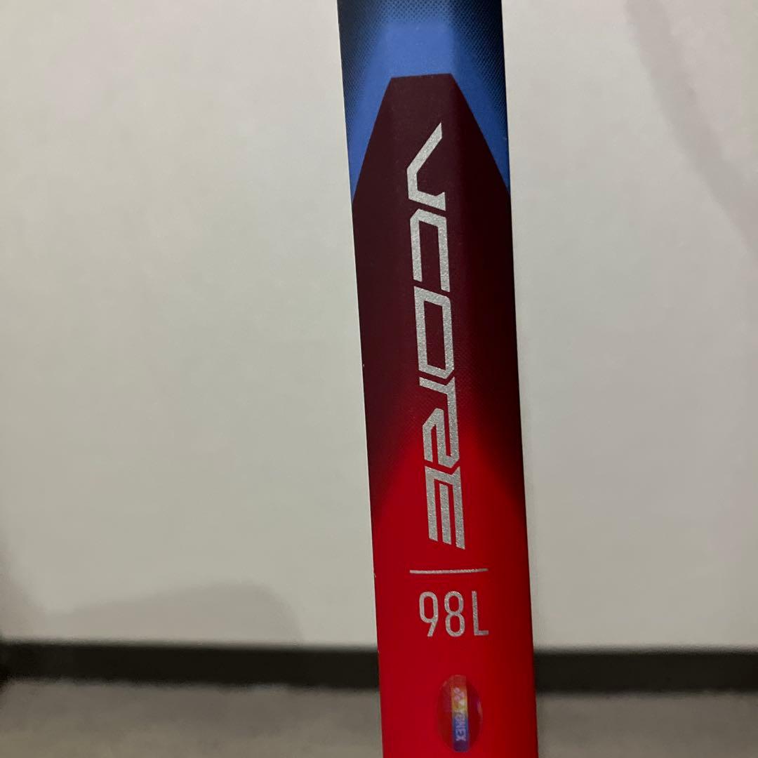 YONEX VCORE 98L硬式テニスラケット