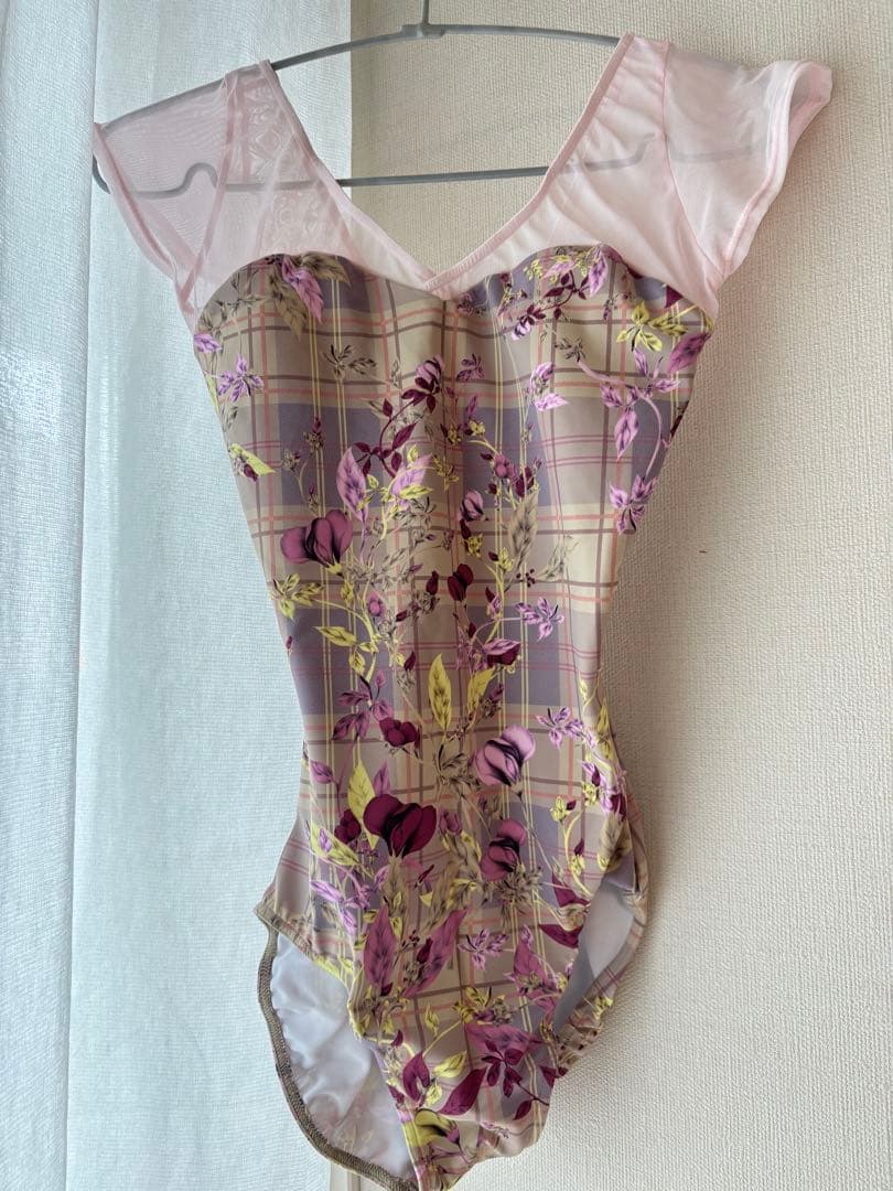 新品⭐︎stina スティナレオタード　Mサイズ