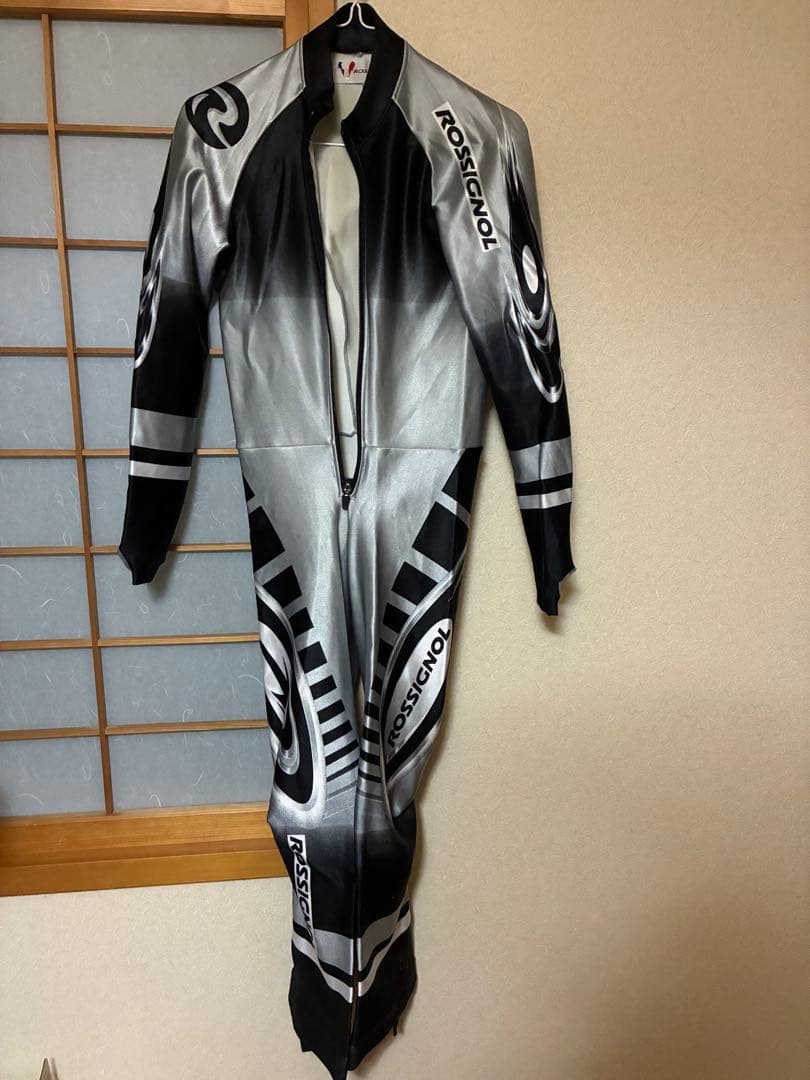 スキーワンピ