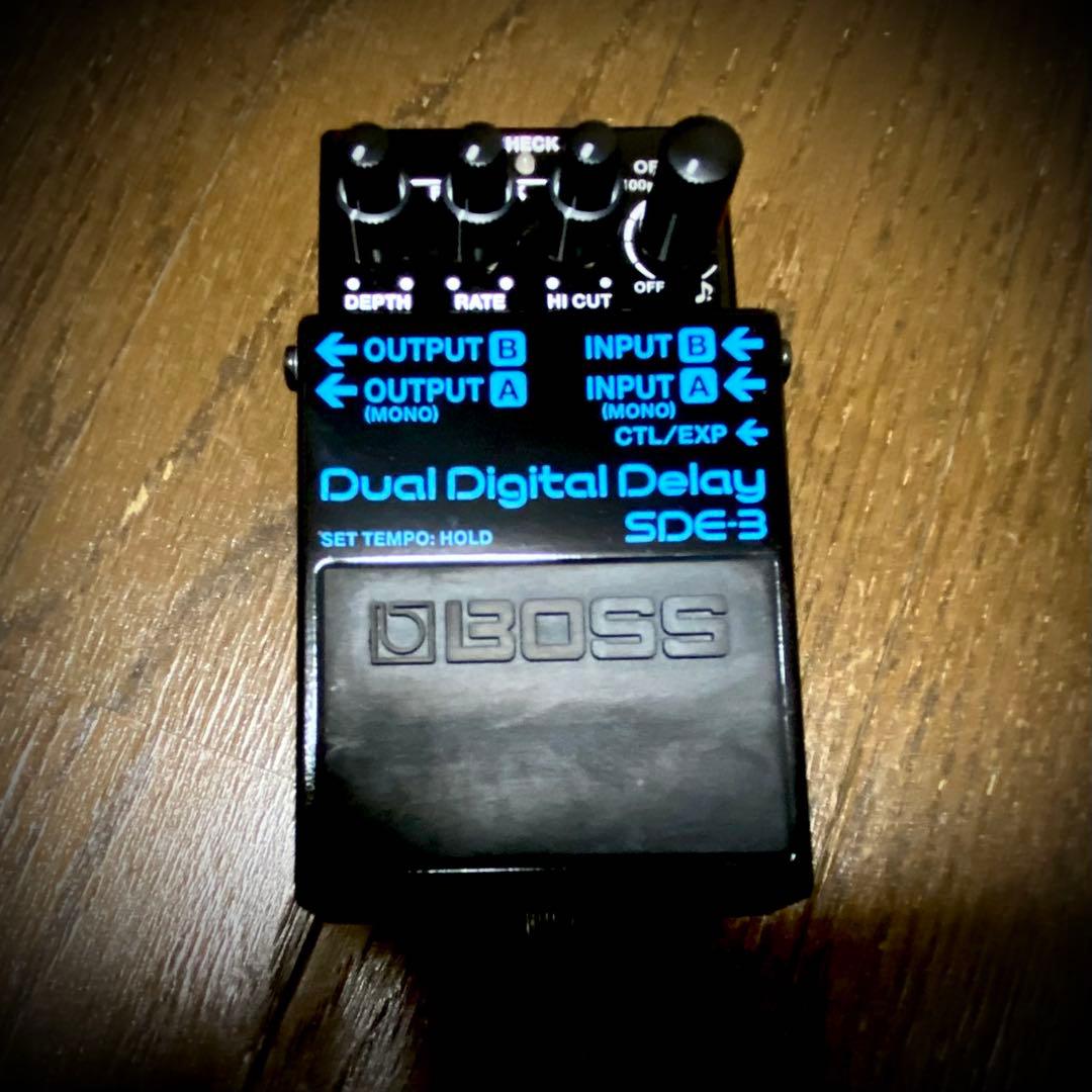 BOSS SDE-3 (交換用ボトムプレート、銀ネジ付)