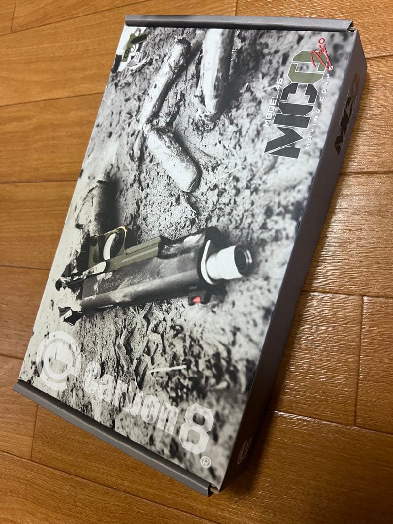 Carbon 8 M45 MCO ハンドガン