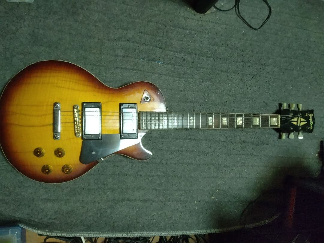 ギター Taka
