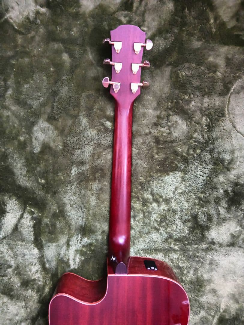 ヤマハ　エレアコギター　A1M