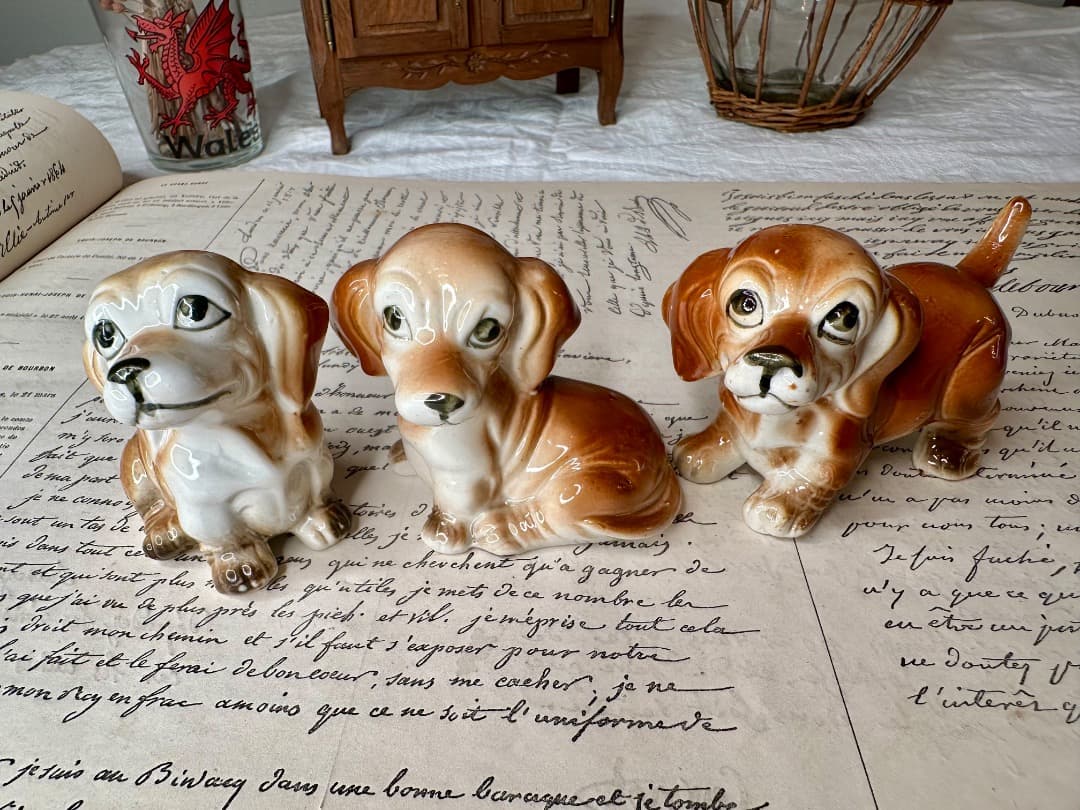 イギリス ヴィンテージ 陶磁器 可愛い犬のフィギリン ビーグル