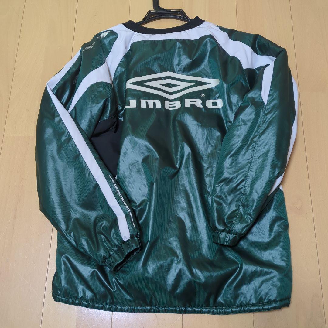 いいね止めて下さい！　値引不可☆希少♥美品♥アンブロ　UMBRO　中綿　ピステ