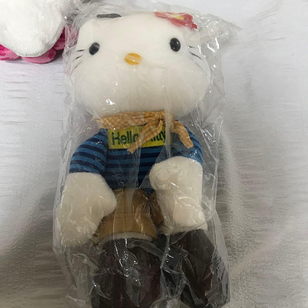 サンリオ　ハローキティ BIGサイズぬいぐるみ２点