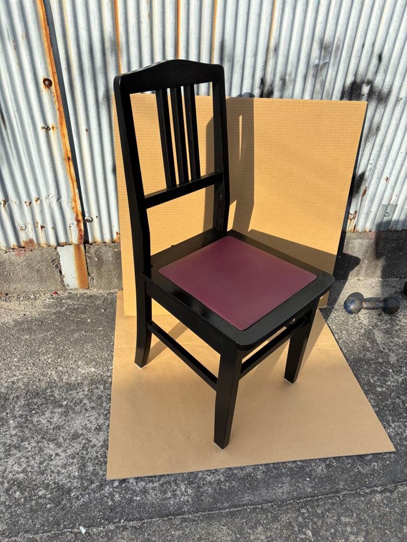美品　背もたれ付ピアノ椅子　足部フェルト付き　ワインレッド座面②