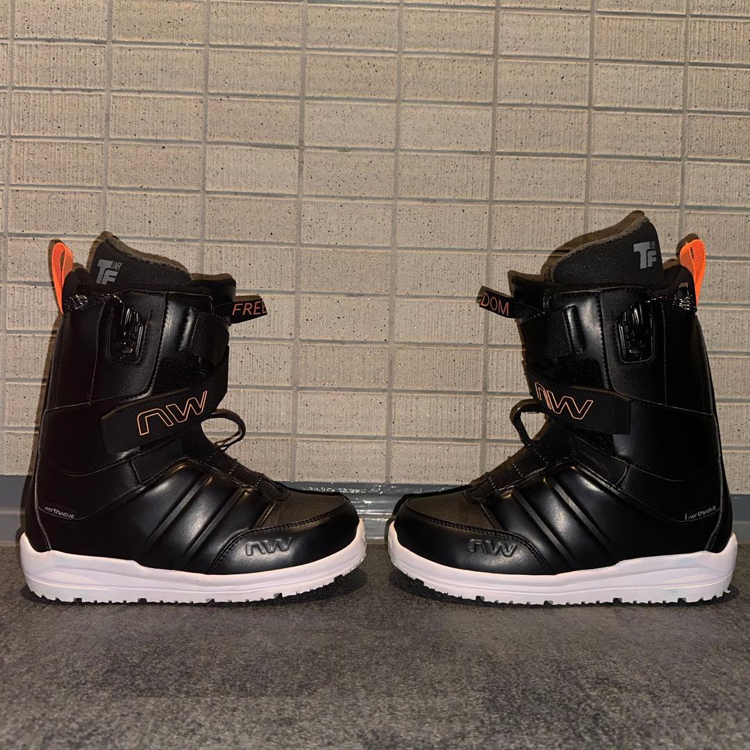 スノーボード NORTHWAVE Freedom LTD 25.5cm