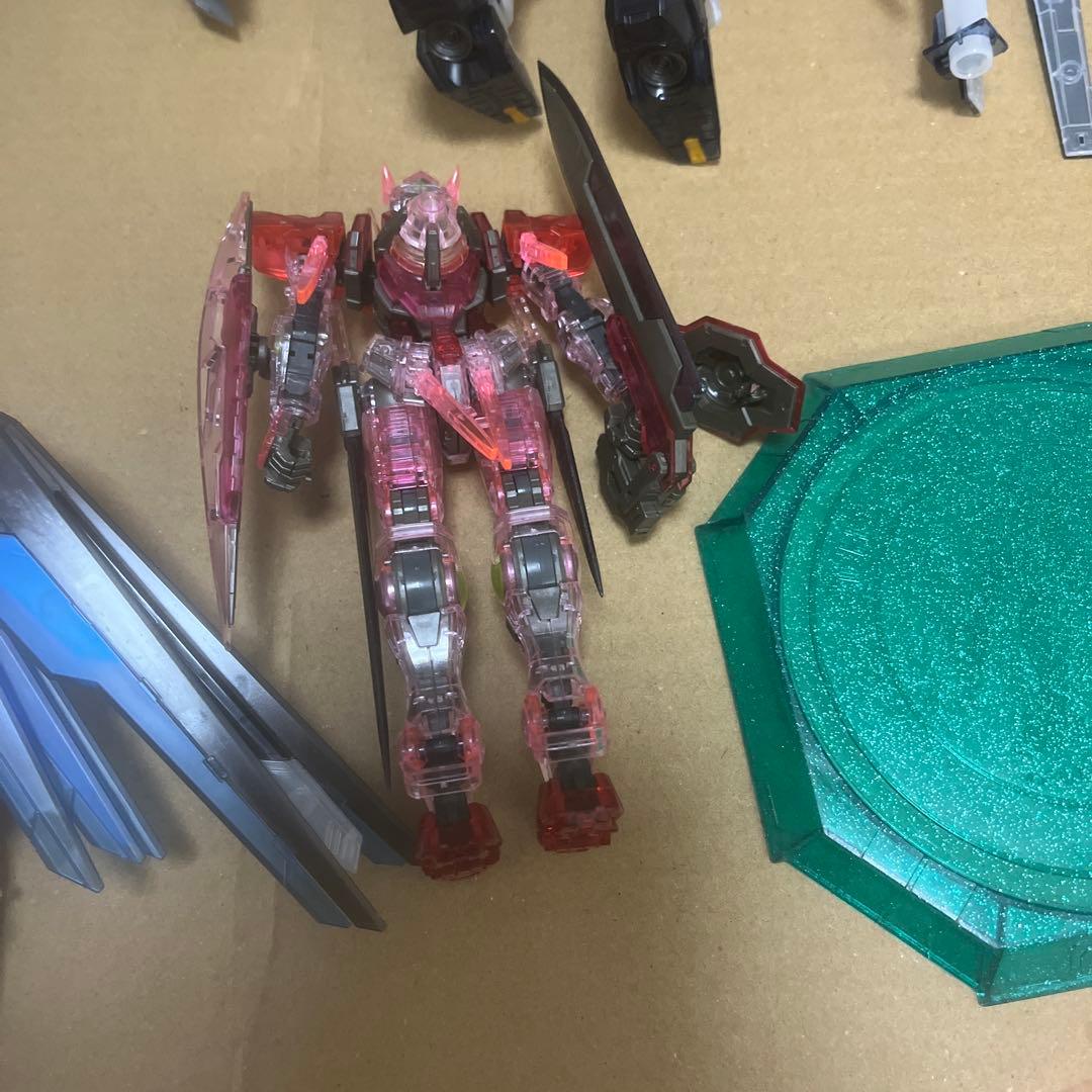 限定ガンダムプラモデルセット