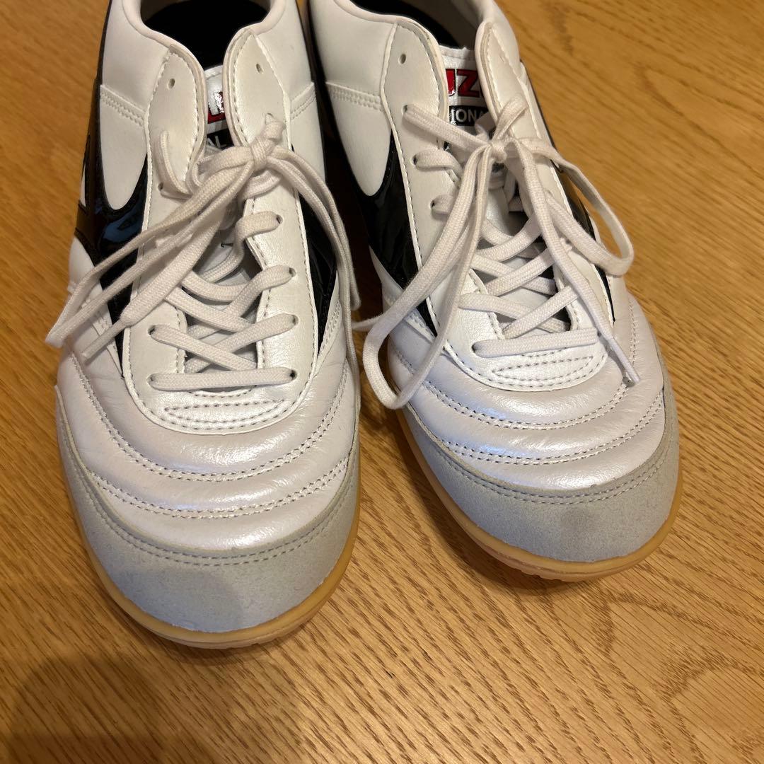 MORELIA フットサルシューズ　27cm