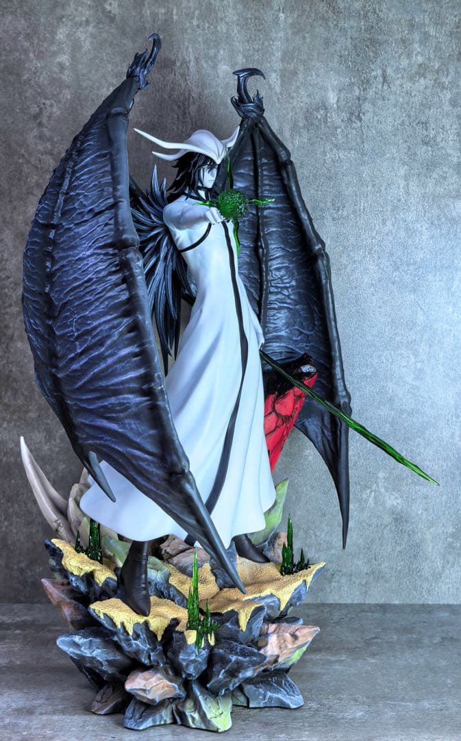 ブリーチ　ウルキオラ・シファー　黒翼大魔　ガレージキッド　フィギュア　完成品