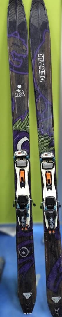 dynafitBCスキー板　バックカントリー　山スキー　シール付き