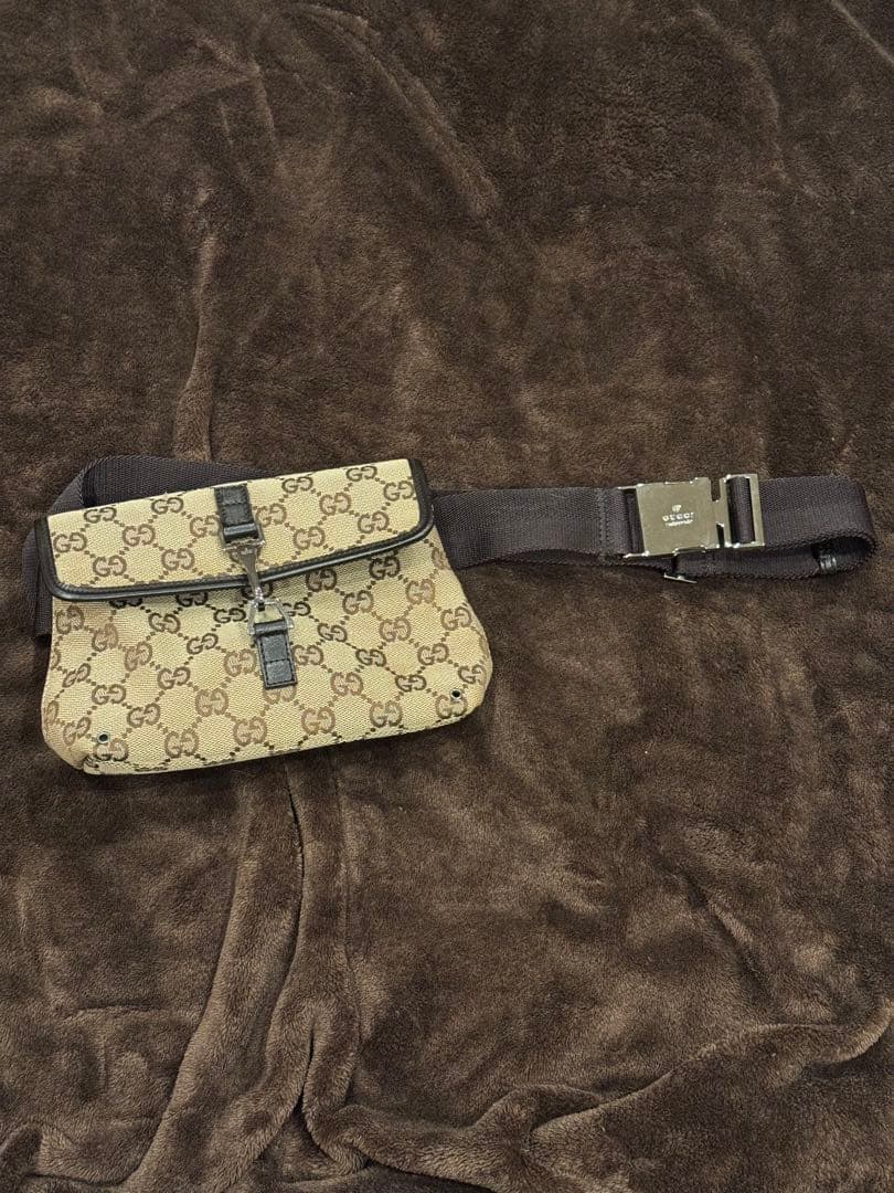GUCCI ボディバッグ ベージュ