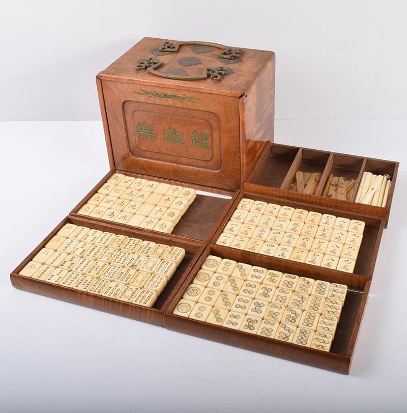 中国　竹嵌　骨牌　背竹牌　麻雀牌　木箱付　D　8693