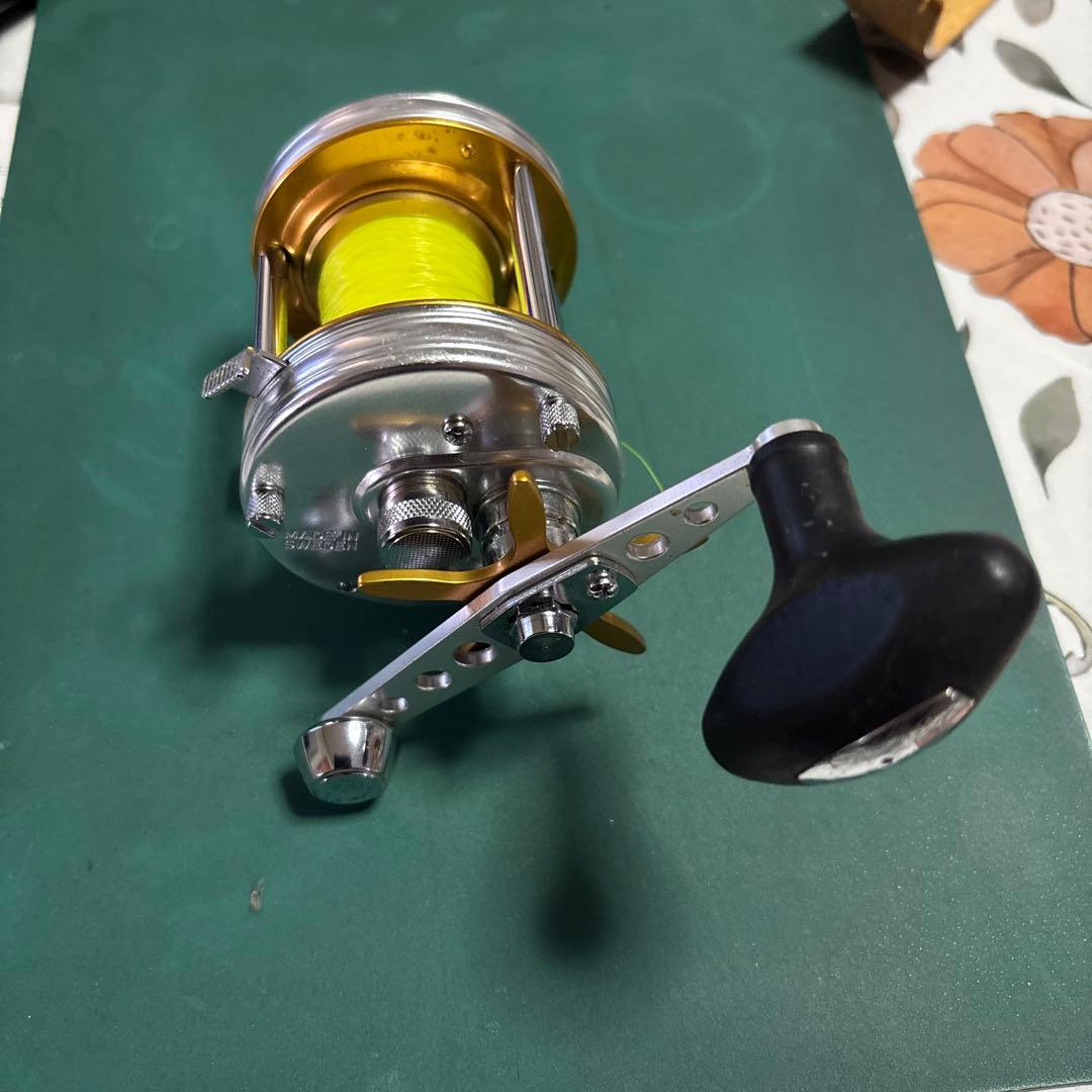 ABU 6500C ROCKET 両軸リール