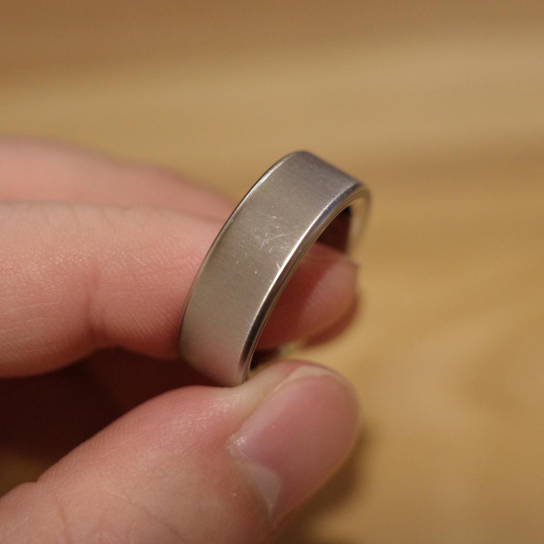 Oura Ring 4 / ブラッシュドシルバー / サイズ9