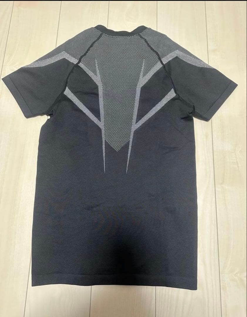  onyx grey×Black compressionレプリカ