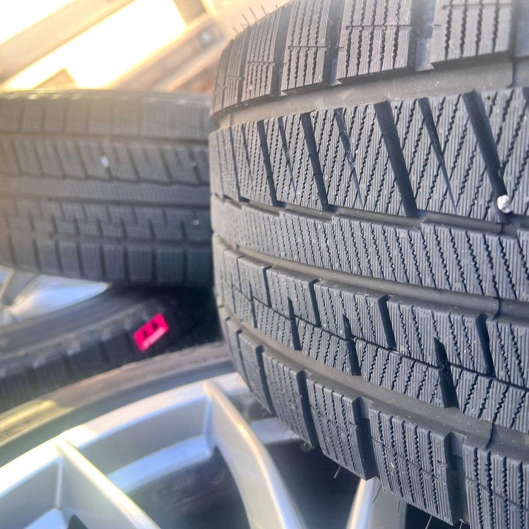 【ほぼ新品】スタッドレス 225/55R17 90スープラ BMW5系 引取限定
