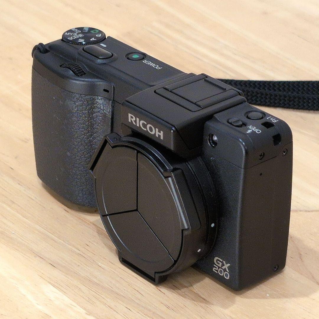 RICOH GX200 / 説明書・CD-ROM等 付属品一式 / 動作確認済み