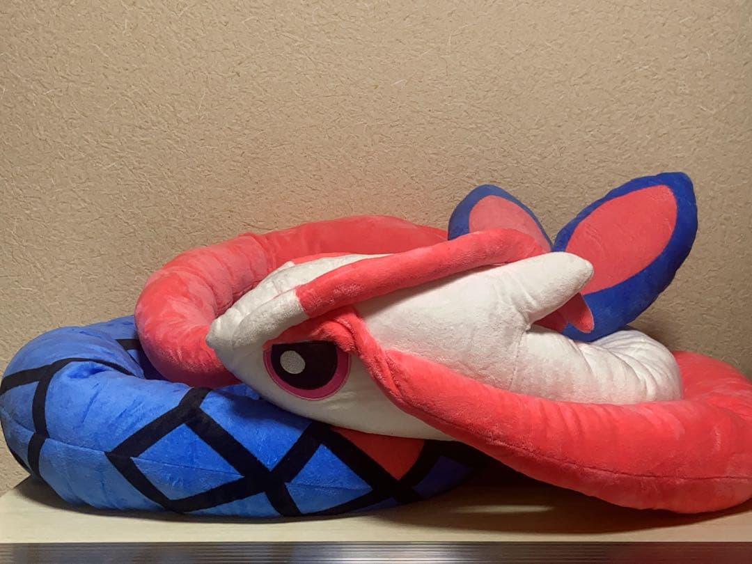ポケットモンスター　海外製　ミロカロス　特大ぬいぐるみ