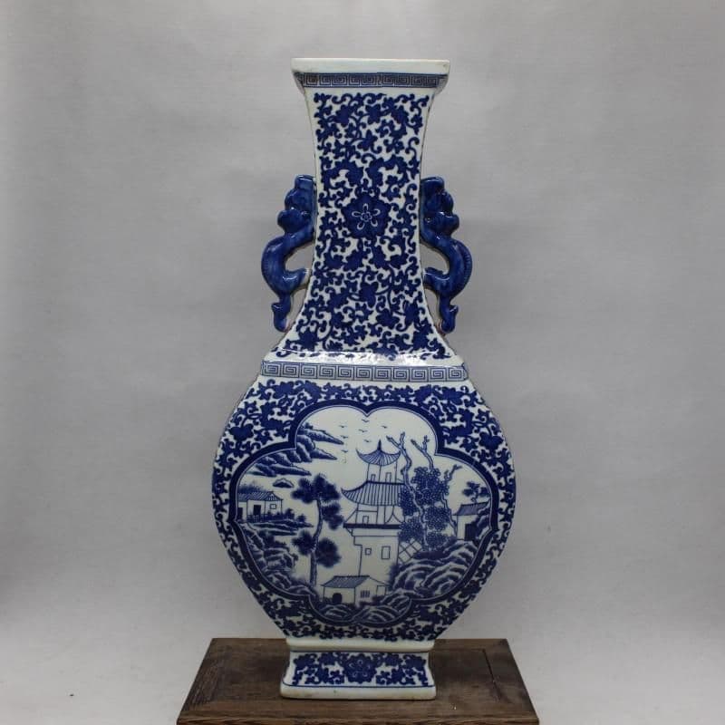清乾隆青花纏枝松竹梅竜耳四方瓶 景徳鎮 陶磁器 装飾品 現代工芸品 美術品 置物