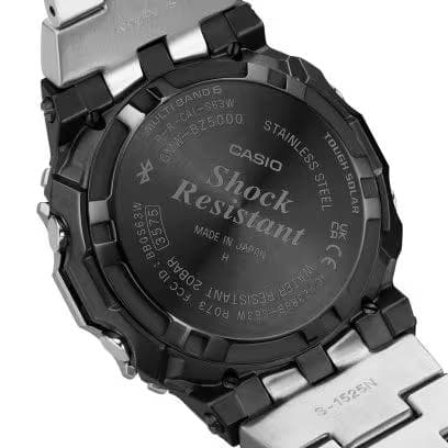 最新作　定価93,500　G-SHOCK GMW-BZ5000D-1JFシルバー