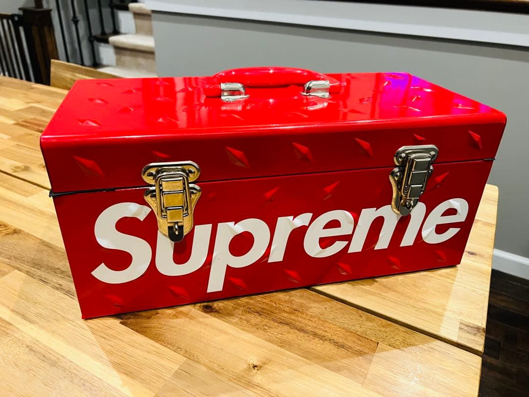 Supreme ダイヤモンドプレートツールボックス