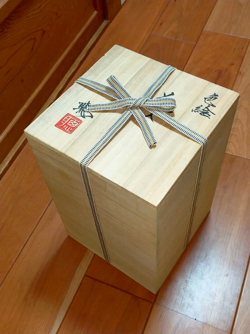 ♥九谷焼♥　花鳥文　♥　花瓶　♥　作家物　【聴】　共箱付き　花器　花入れ