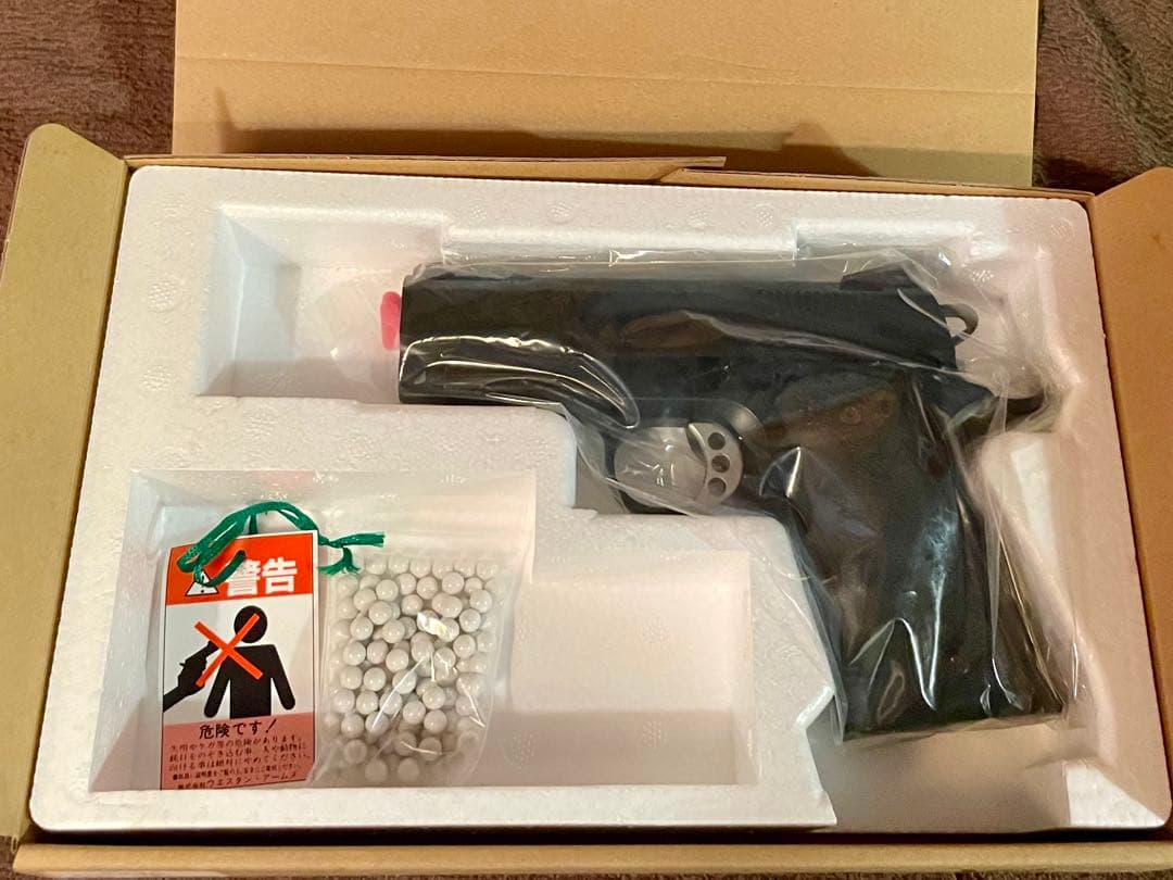 WESTERN ARMS V10ウルトラコンパクトガスガン