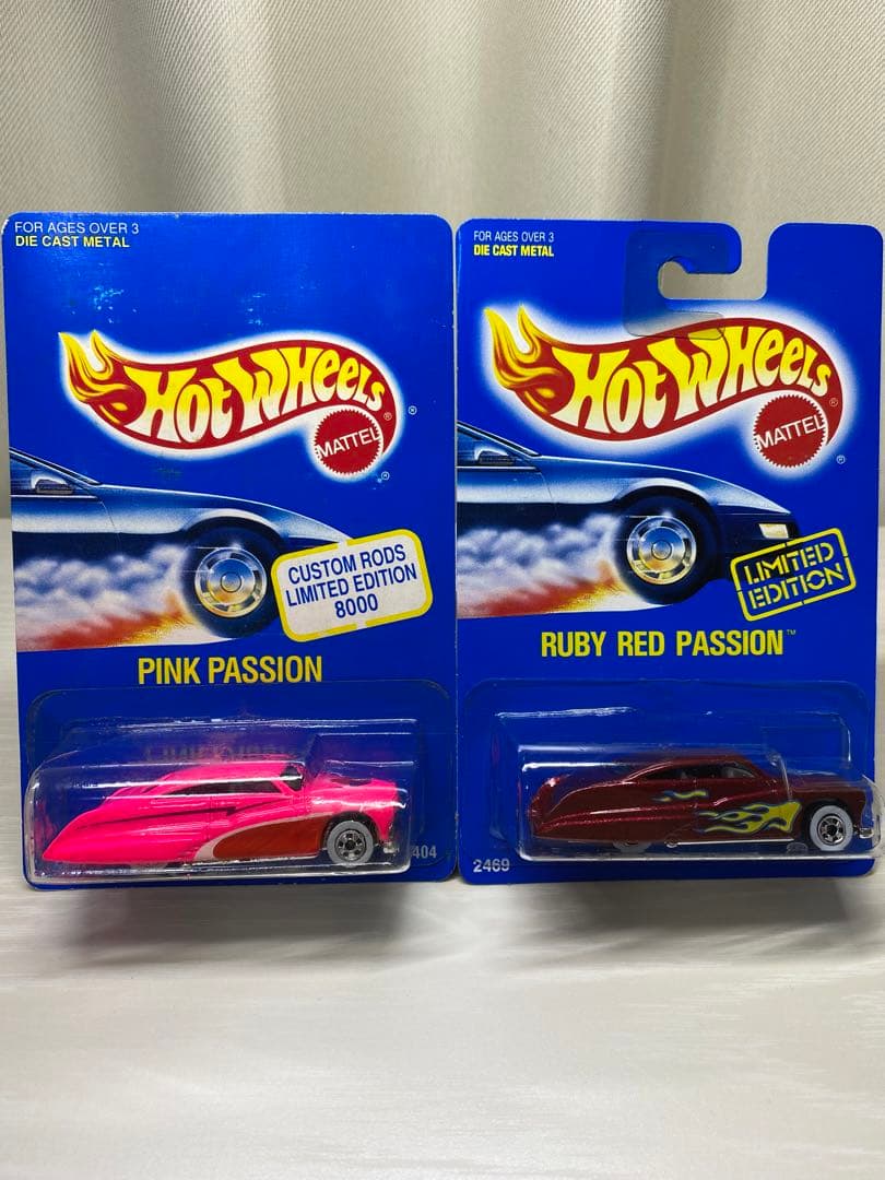 ホットウィール RUBY RED PASSION PINK PASSION